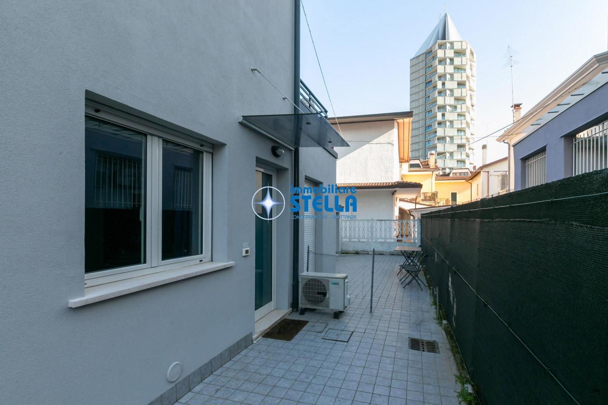 Condominio Milan ลิโดดิเยโซโล ภายนอก รูปภาพ